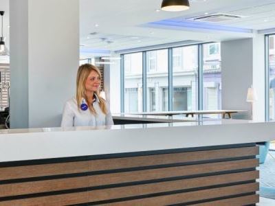 Holiday Inn Express Grimsby By Ihg Exterior photo
